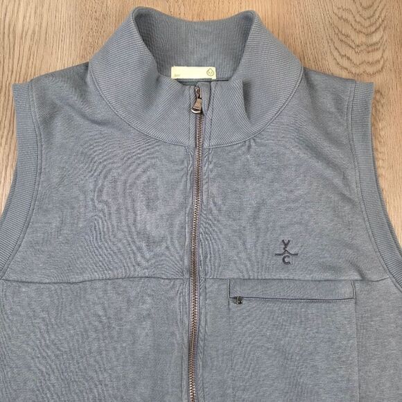 Tasc Performance Full Zip Vest Size L - Picture 3 of 9